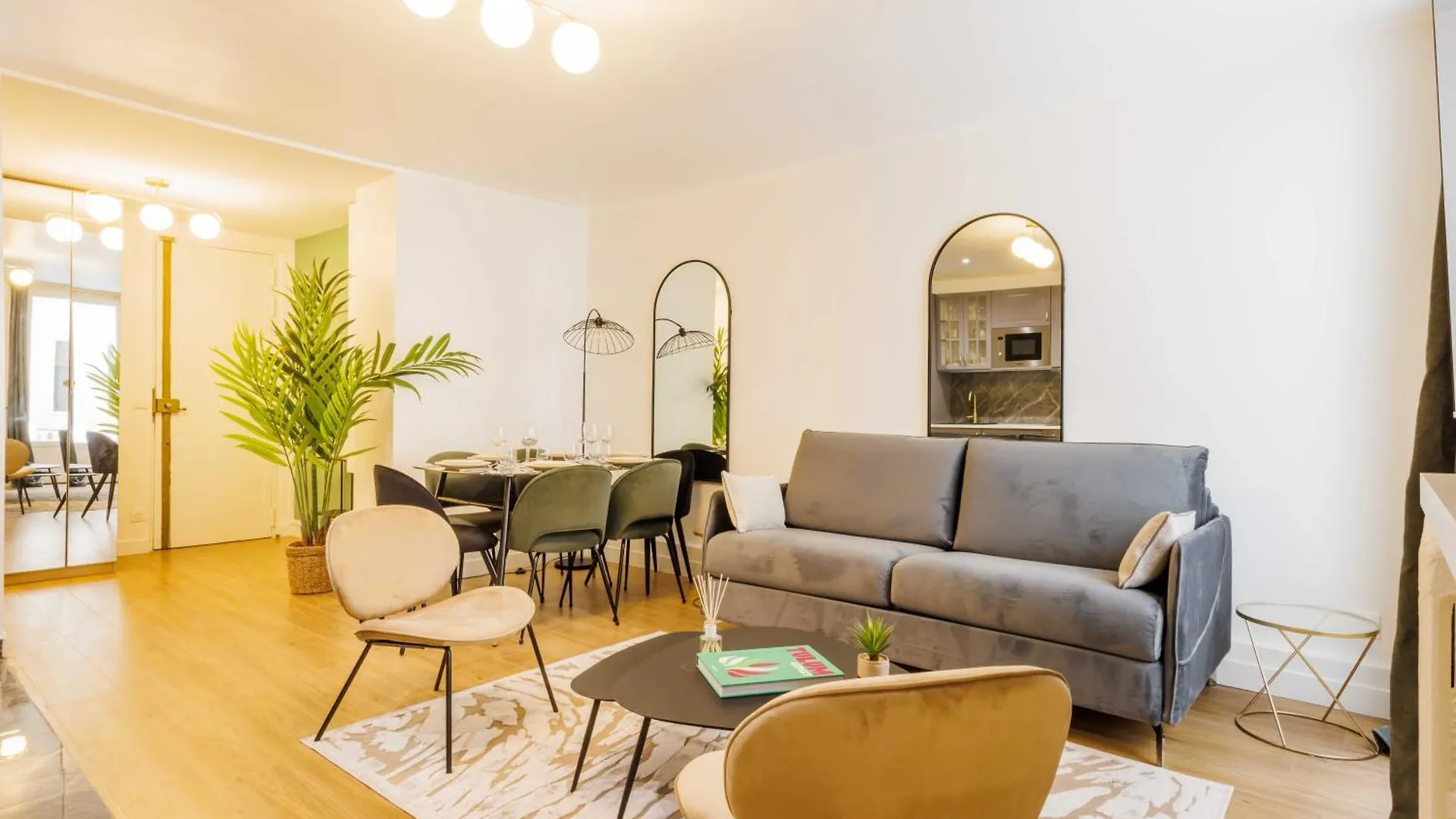 Superb Apartment With Patio 6P-2Bdr - Opera Grands Boulevards location