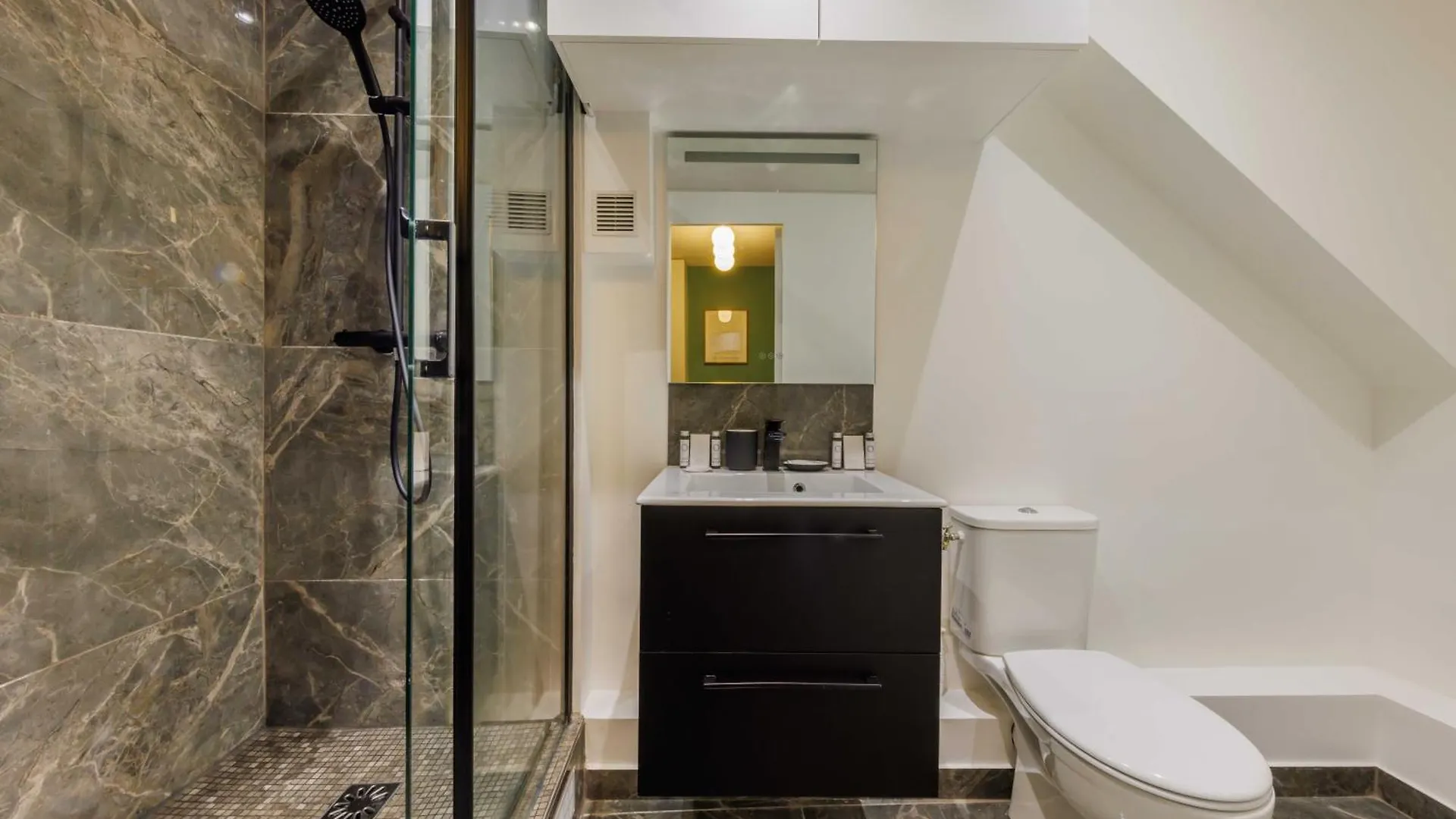 Superb Apartment With Patio 6P-2Bdr - Opera Grands Boulevards Paris